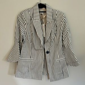 Brand new Cabi size 4 striped blazer